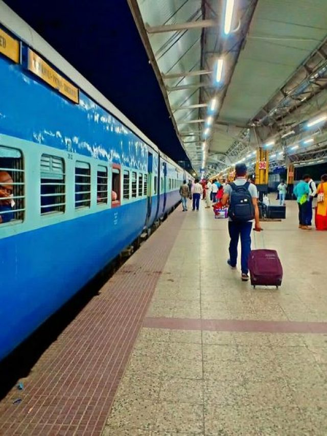 देश का इकलौता रेलवे स्टेशन जहां दो जिलों में रुकती है ट्रेन